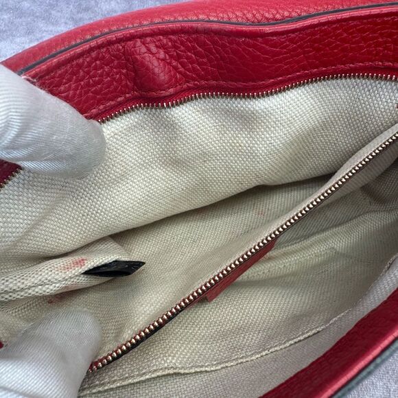 Gucci Soho Flap Chain Leather Crossbody Bag - Picture 13 of 16